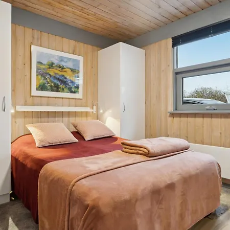 Bosholmstien Glesborg Denm * Glesborg